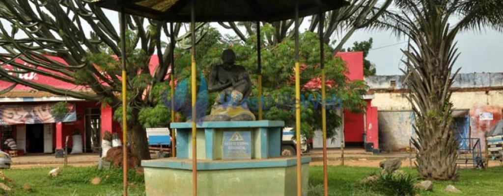 Statue of a Mother breastfeeding her baby, found along Arua road Moyo Town Statue